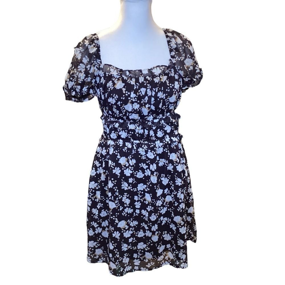 Trixi Clothing Co Black Floral Puff Sleeve Smocked Mini Dress Size Small
